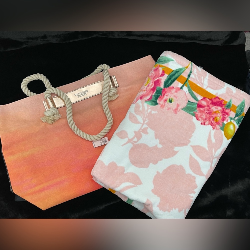 Victoria's Secret Bombshell Sundrenched Cotton Canvas Tote and beach tow… - Picture 2 of 14